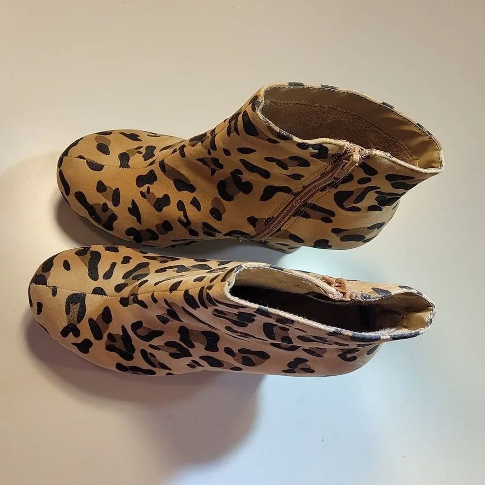 HERSTYLE ROUND TOE ZIP CLOSURE ANIMAL LEOPARD PRINT ANKLE BOOTIES - Picture 14 of 14